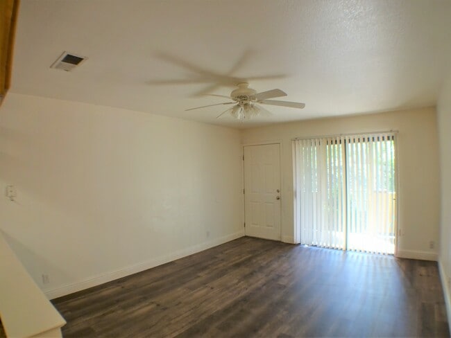 Photo - 1114 Nord Ave