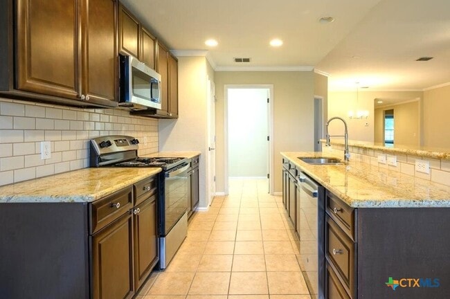 Photo - 1370 Tractor Pass