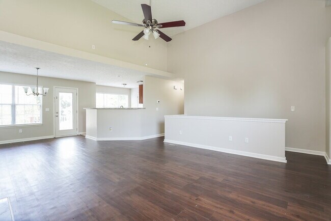 Photo - 1207 Cedarbend Dr