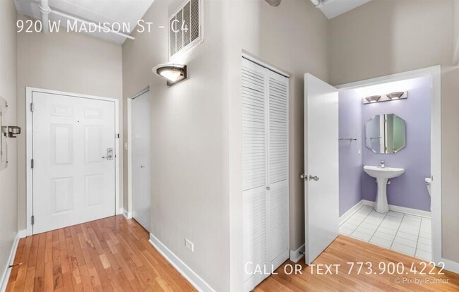 Photo - 920 W Madison St