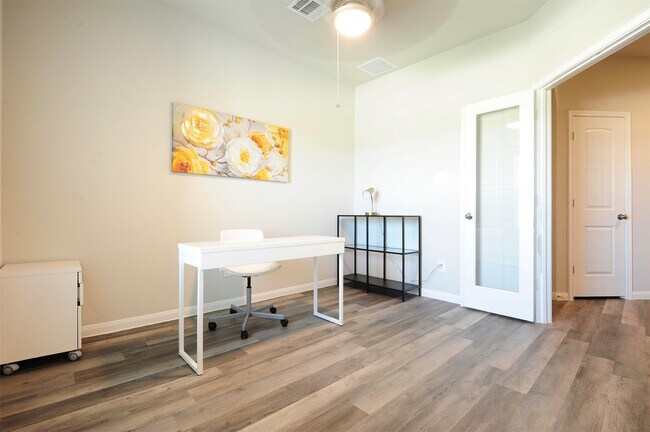 Photo - 24930 Adami Veduta Ct