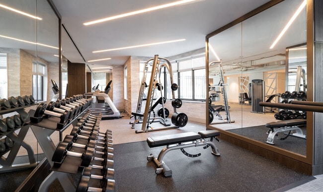 Photo - Instrata Pentagon City