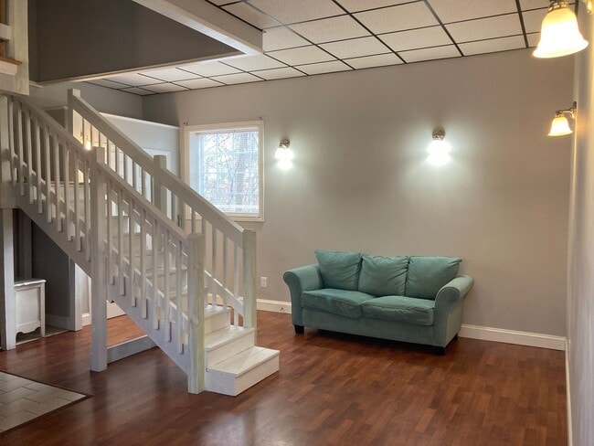 Photo - Charming Country Studio