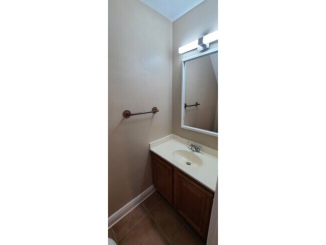 Photo - 7250 Hilburn Rd