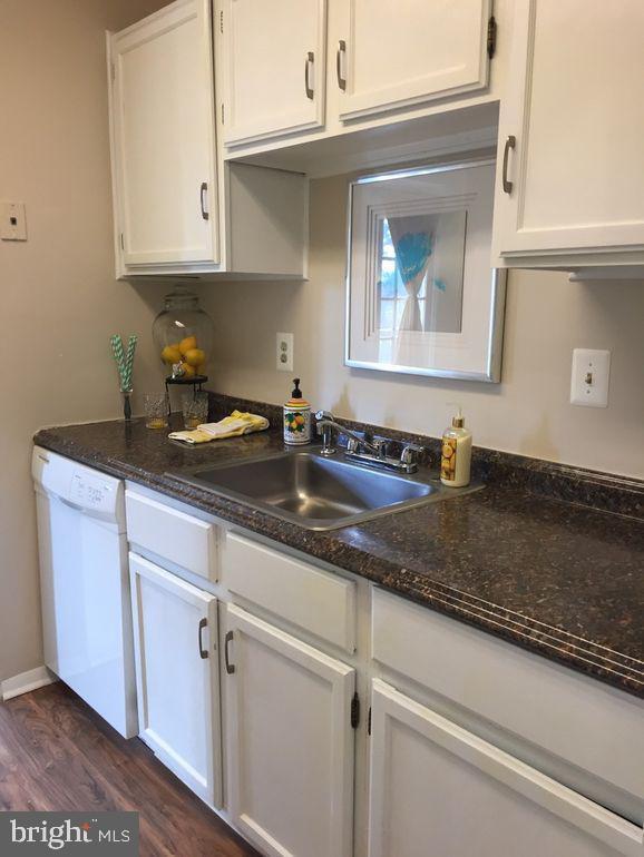 Photo - 3945 Lyndhurst Dr Unit 304