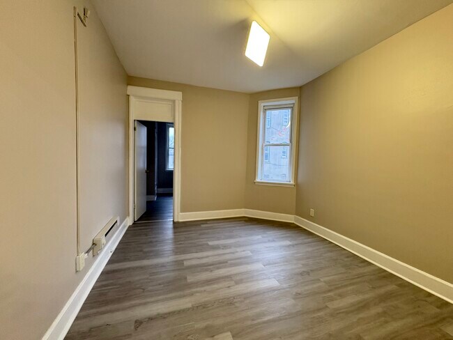 293 Griffith St 6 - 295 Griffith St Unidad 6