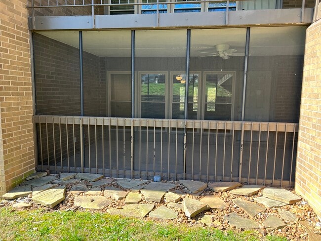 Building Photo - 455 Canberra Dr Unit 455