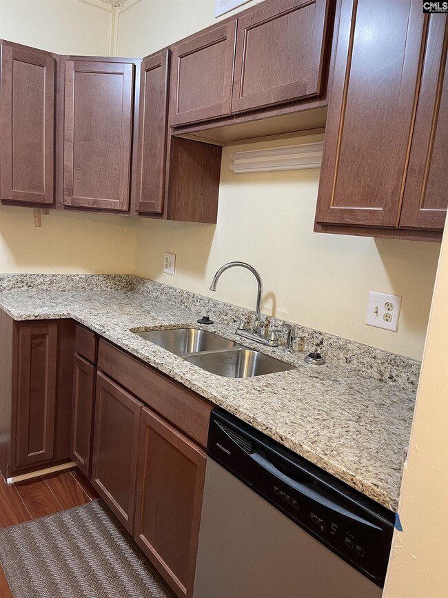 Photo - 3736 Elberta St