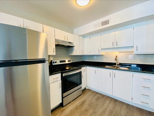 Photo - The Beachcomber