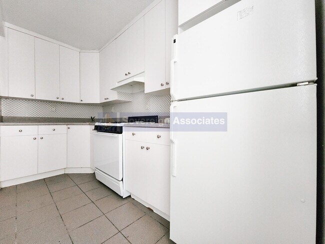 Photo - 40 E. Sidney Ave Unidad 9E