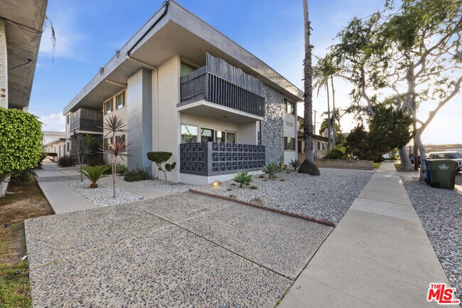 Photo - 3212 W 84th Pl Unit 1