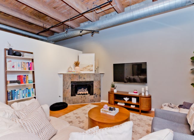 Photo - 215 N Aberdeen St Unit 2 bed in west loop