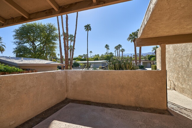 Photo - 72754 Pitahaya St