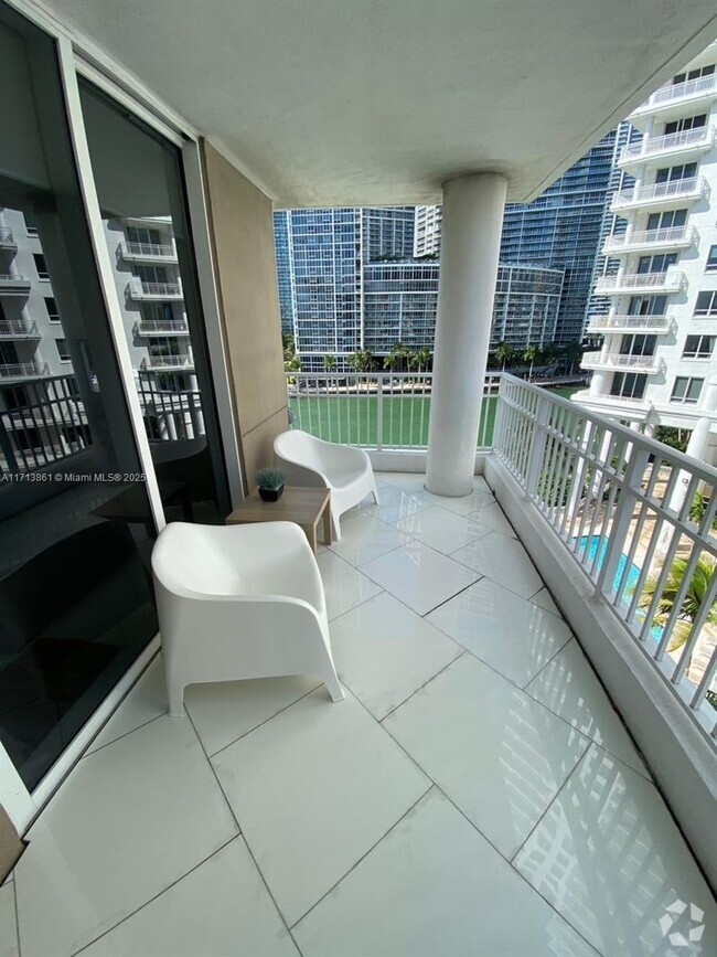 Building Photo - 701 Brickell Key Blvd Unit 704 Rental