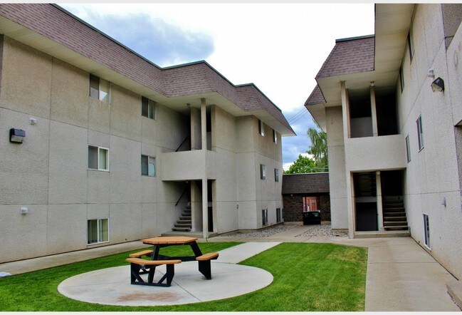Woodstone Communities