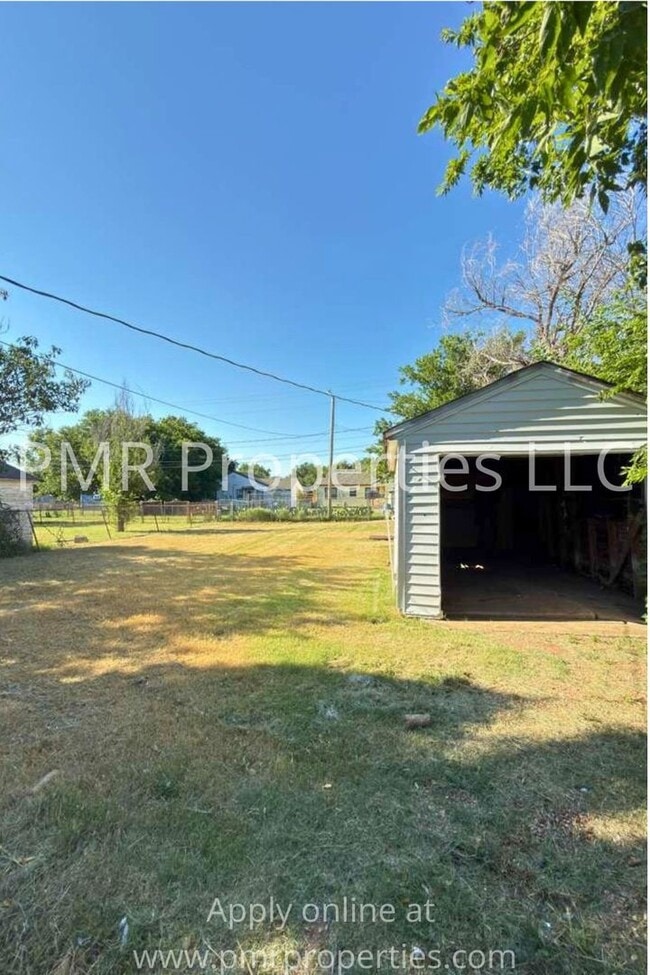 Photo - 2 Bedroom/ 1 Bathroom House