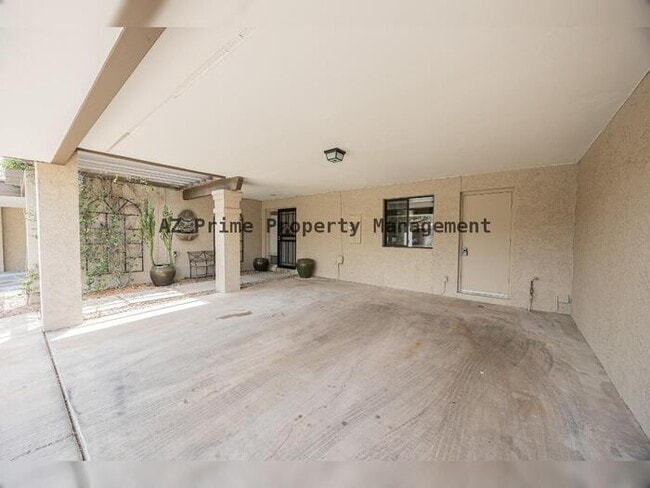 Photo - 4922 N 42nd Way