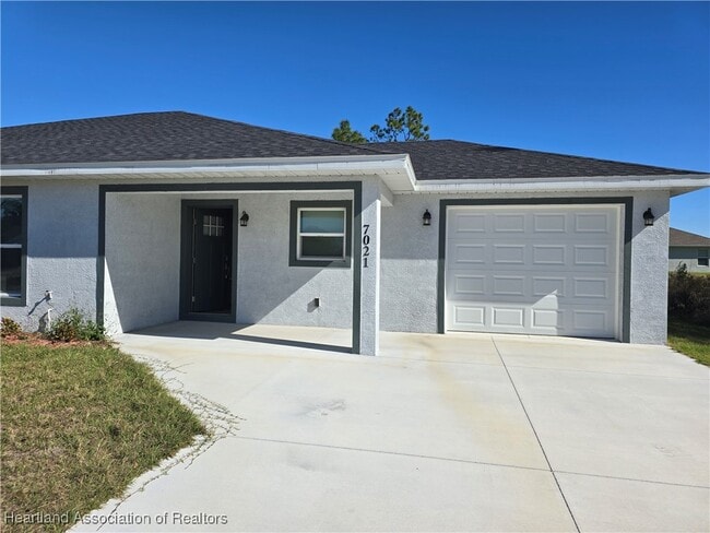 Building Photo - 7021 San Bruno Dr