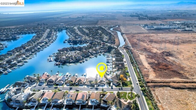 Photo - 4050 Pier Point