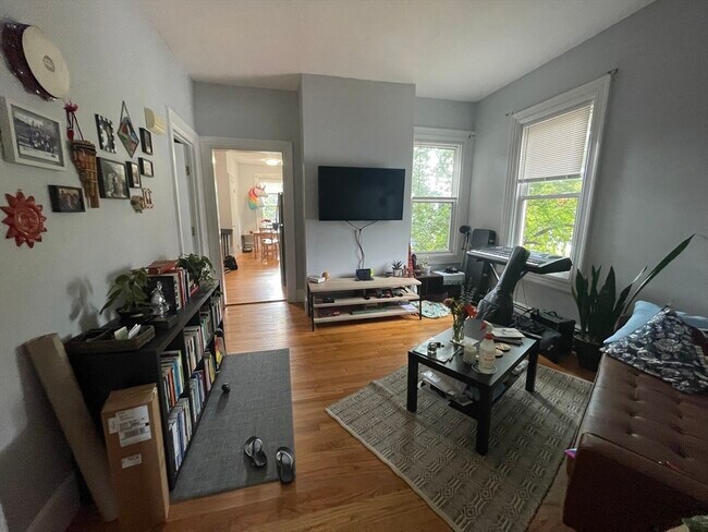 Photo - 43 Clifford St Unit 2
