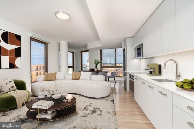 Building Photo - 1630 Columbia Rd NW Unit 917