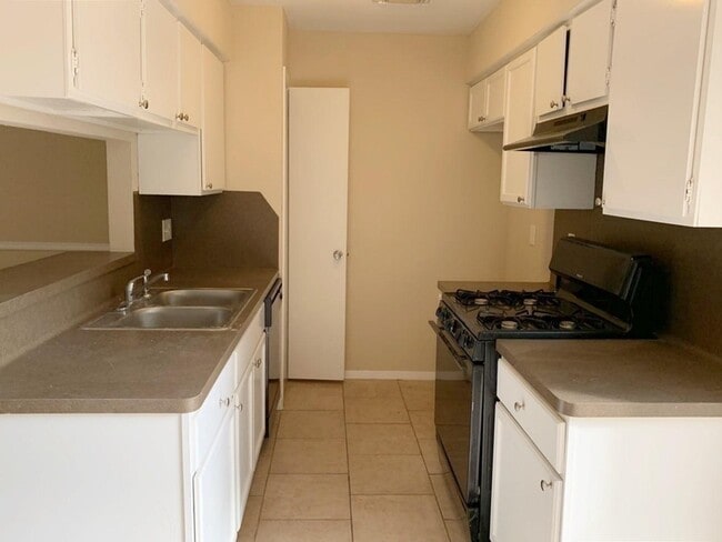 Photo - 13711 Carsa Ln