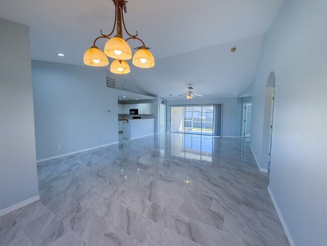 Photo - 526 NW 1st Ln