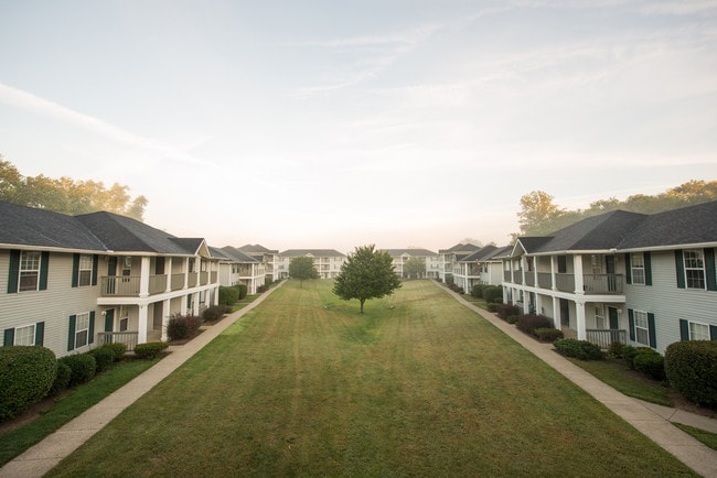 The Place to LIVE - University Commons Apartments