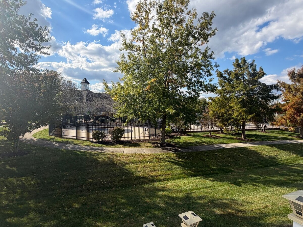 Photo - Lovely home in Nassau Grove with finished basement!