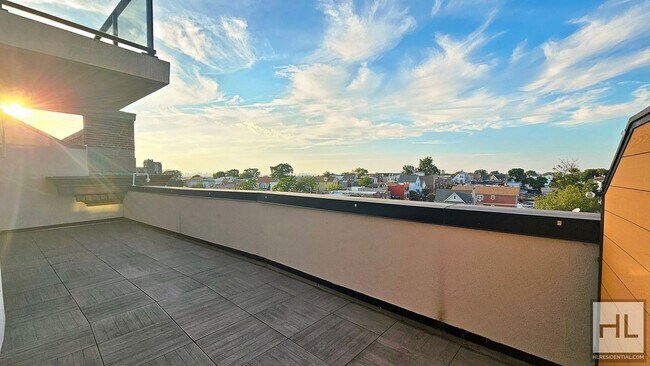 Building Photo - 1-Bedroom with Huge Private Terrace – Mode... Rental