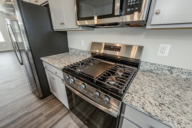 Photo - 8757 Whitman Dr Unit 8757 Whitman Dr