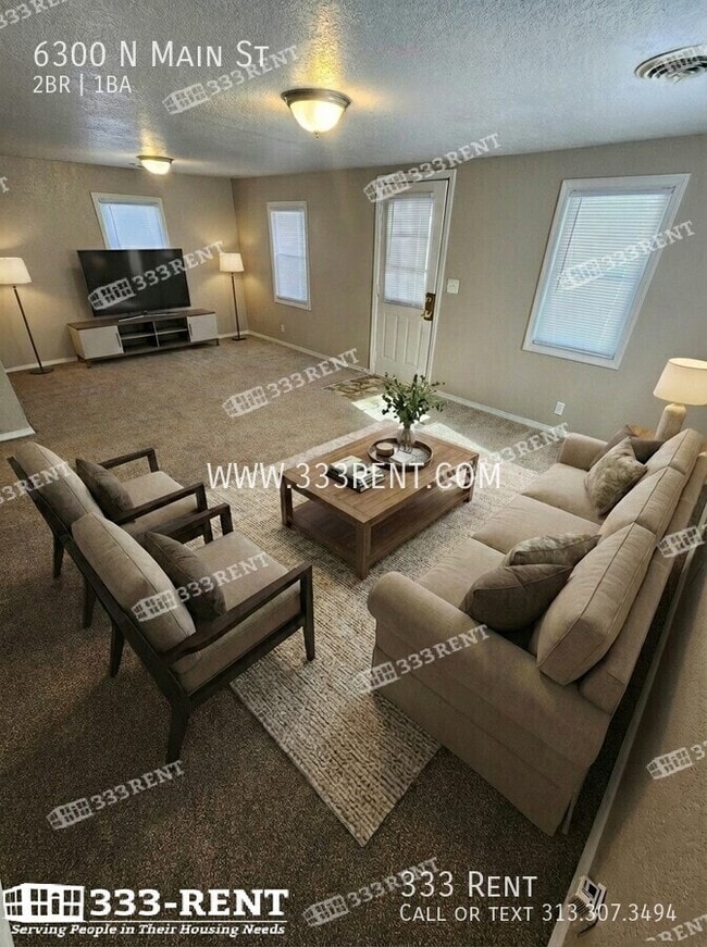 Photo - 6300 N Main St