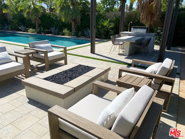 81765 Four Seasons Pl