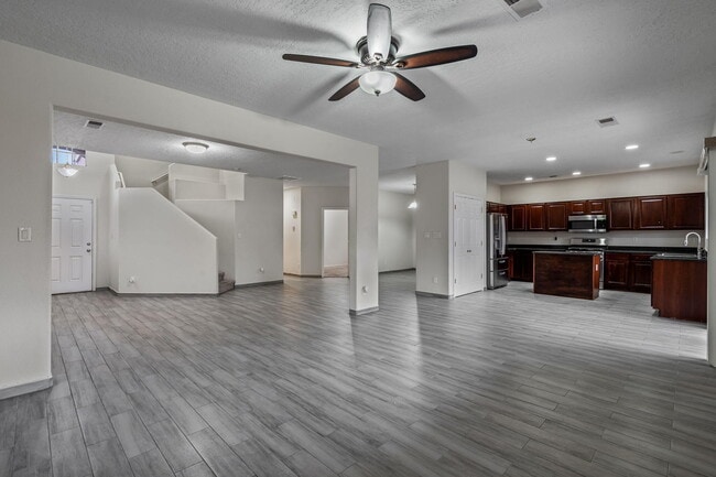 Photo - 7019 Kayser Mill Rd NW