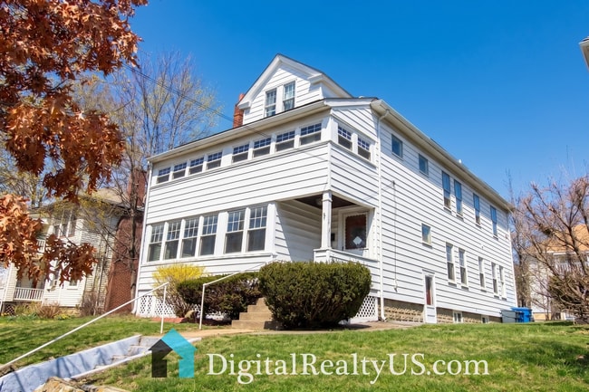 Building Photo - 187 Trapelo Rd Unit 1