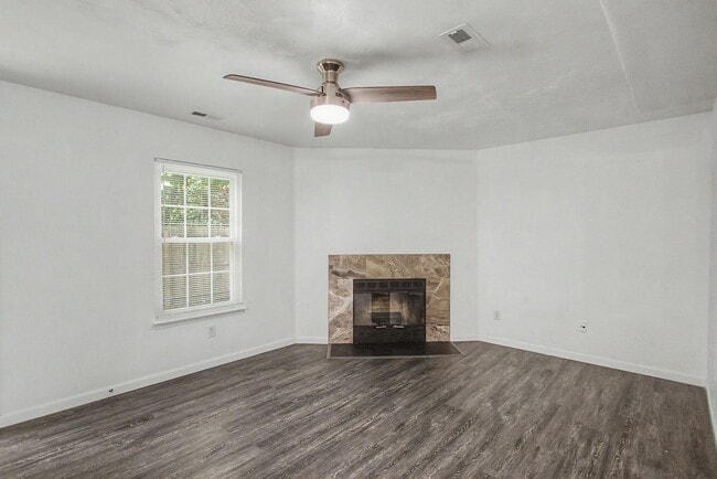 Photo - Move-In Ready Home Near Military Bases and Amenities