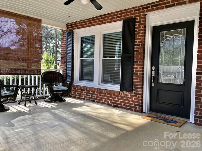 Photo - 3235 Archdale Dr