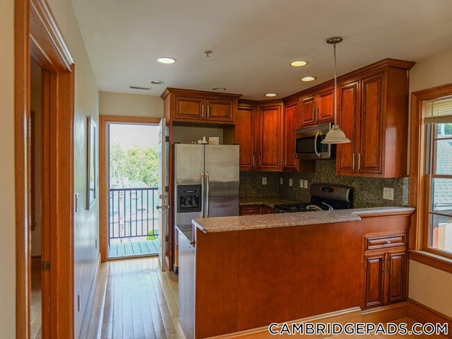 93 Gore St Unit 3