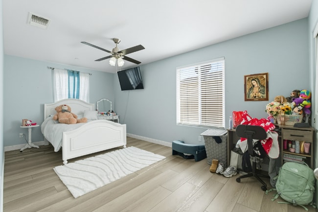 Photo - 252 S Kona Ave