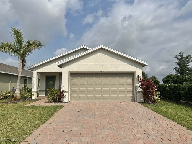 Building Photo - 18541 Cronin Sand Ln Rental