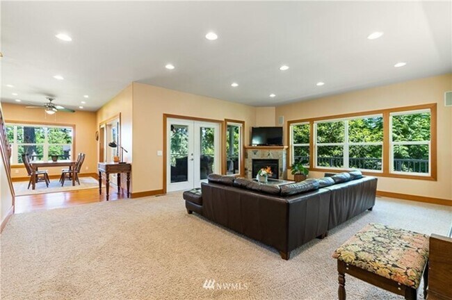 Photo - 4618 Lakeway Dr