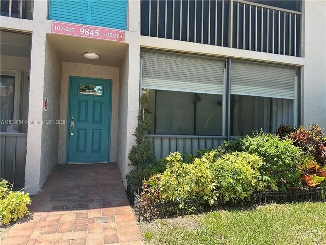 Building Photo - 9845 Pineapple Tree Dr Unit 105 Rental