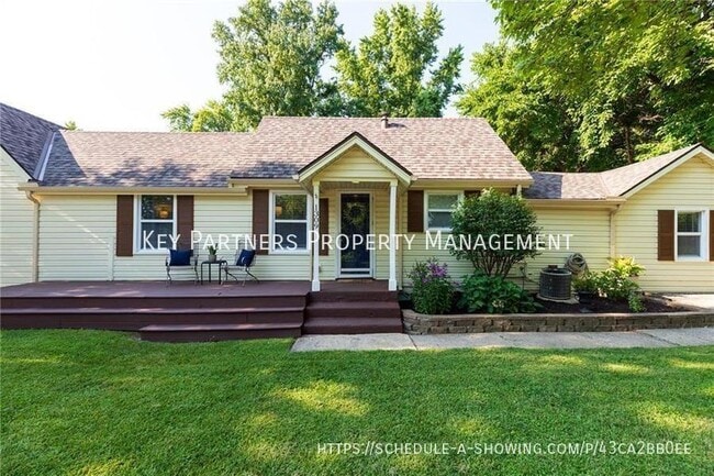 Building Photo - 1309 Linden Rd