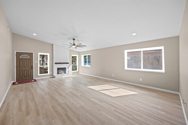 2207 Anthony-Hay Ln