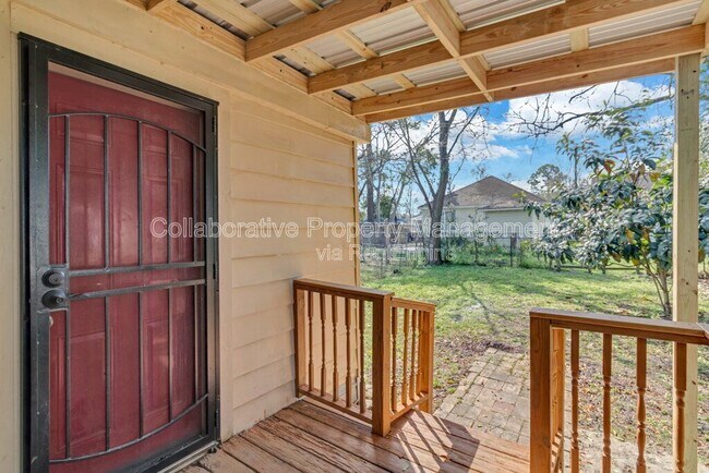 Photo - 2025 Eppinger St