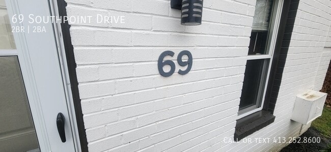 Building Photo - 69 Southpoint Dr