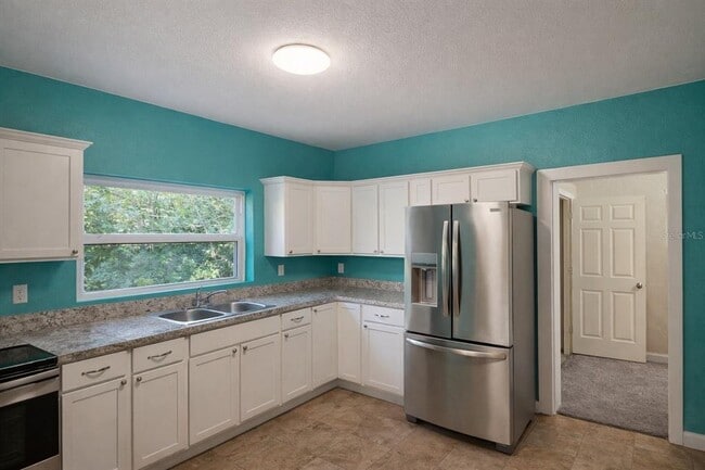 Photo - 707 W Belmar St