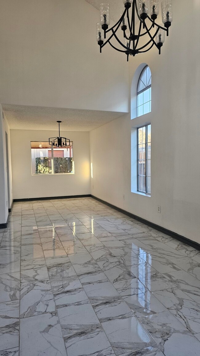 Photo - 2229 Goldhill Way Unit 4 Bedroom House For Rent