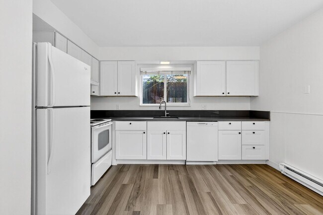 Bridgepointe Apartments