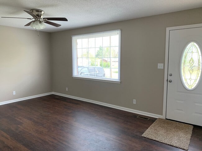 Photo - 3 Bedroom Home For Rent in St. Bethlehem Area!